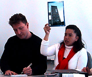 Berenice shows photos of the SINTRAEMCALI occupation against privatisation to the TUC General Council